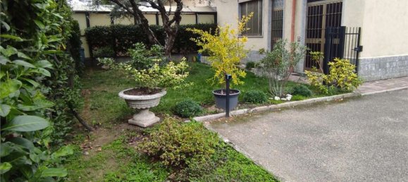  عقار تجاري في Seveso, Italy 370متر مربع رقم 132444 9