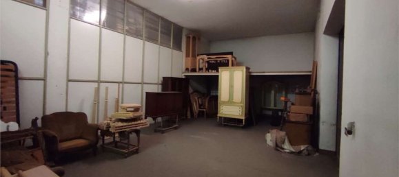  عقار تجاري في Seveso, Italy 370متر مربع رقم 132444 6