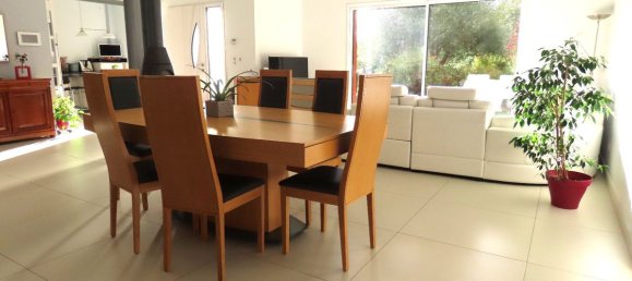 4 bedrooms House in Saint-Pryve-Saint-Mesmin, France No. 212074 8