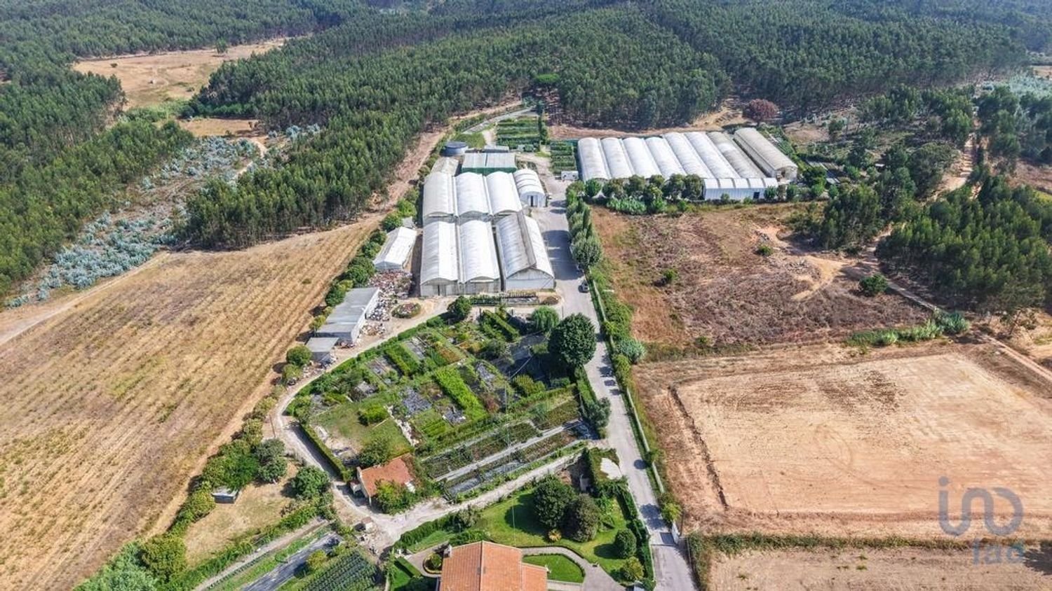 Gewerbliche Immobilie in Torres Vedras, Portugal 8000m², Nr. 254583