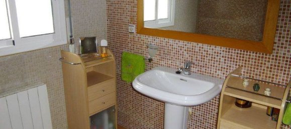 Дом с 4 спальнями в Кома-Руга, Испания № 265 11