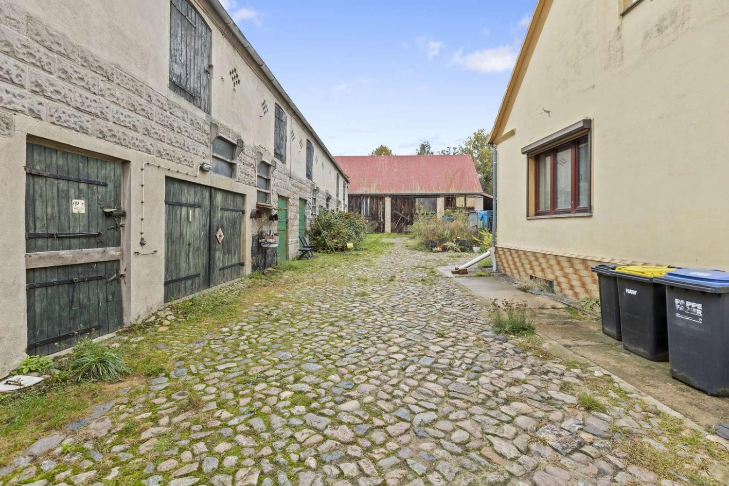 6 rooms Farm in Havelland, Germany No. 66948