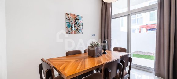 Adosado de 3 dormitorios en Dubai, UAE No. 27100 16