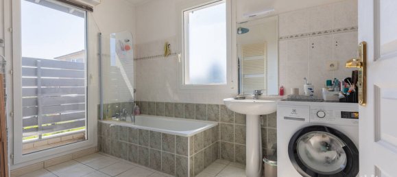 2 bedrooms Apartment in Mornant, France No. 295681 6