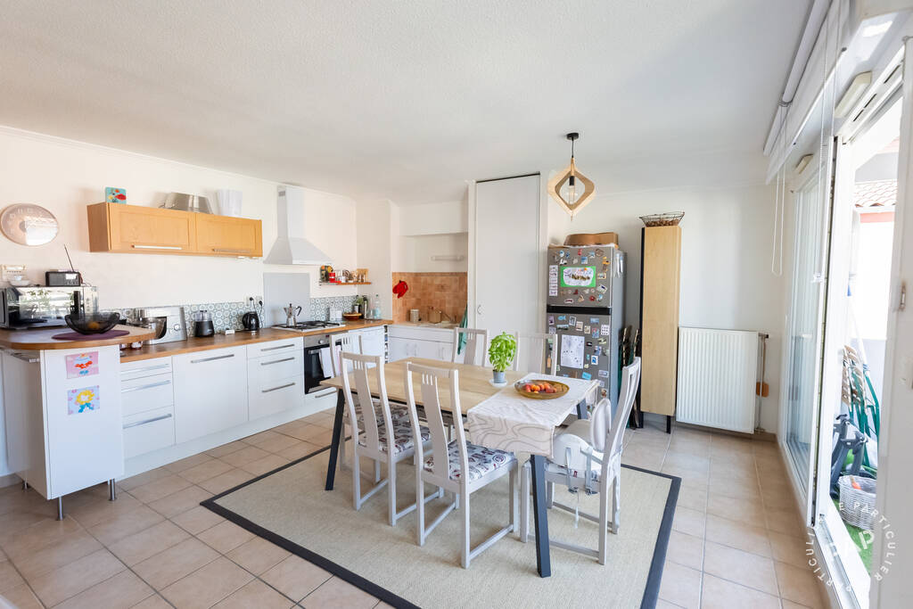 2 bedrooms Apartment in Mornant, France No. 295681