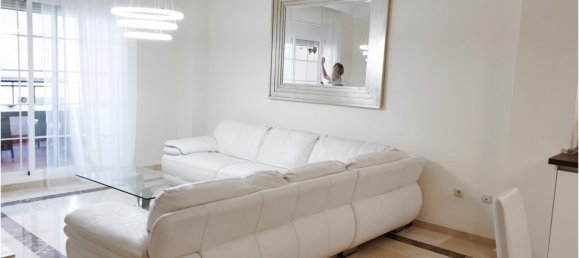 Apartamento de 3 dormitorios en Marbella, Spain No. 117982 9