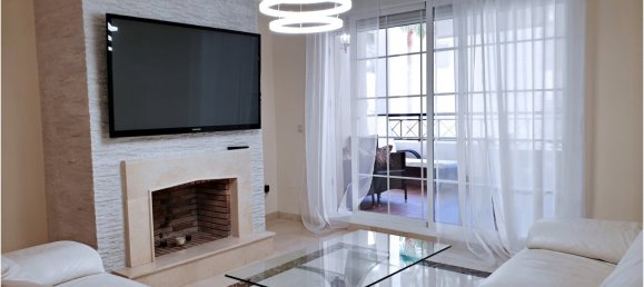 Apartamento de 3 dormitorios en Marbella, Spain No. 117982 13