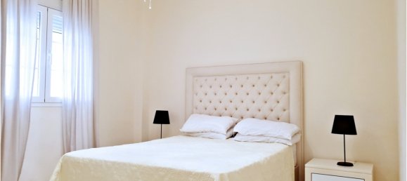 Apartamento de 3 dormitorios en Marbella, Spain No. 117982 15