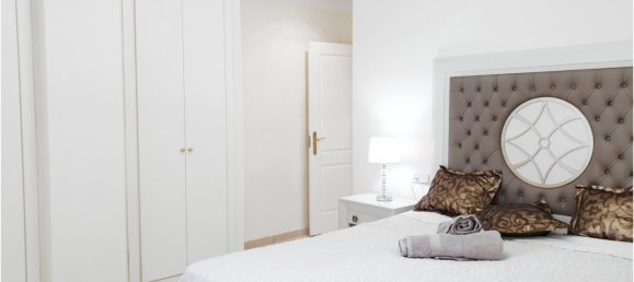 Apartamento de 3 dormitorios en Marbella, Spain No. 117982 19