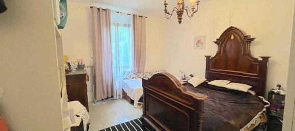 2 bedrooms Apartment in Florence, Italy No. 279087 16