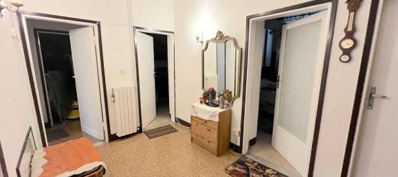 2 bedrooms Apartment in Florence, Italy No. 279087 5