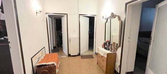 2 bedrooms Apartment in Florence, Italy No. 279087 15