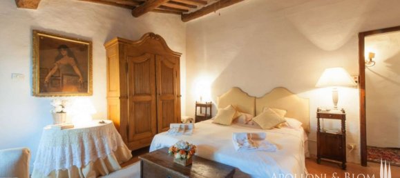 8 bedrooms House in Castellina in Chianti, Italy No. 57550 16