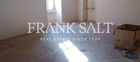 3 bedrooms Townhouse in Zabbar, Malta No. 2484 3