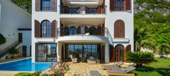 5 rooms Villa in Bektas, Turkey No. 22553 2