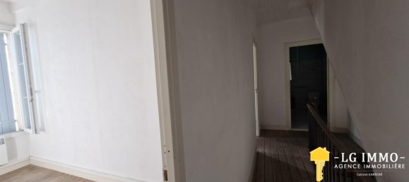 Дом с 2 комнатами в Приморская Шаранта, Франция № 301440 9