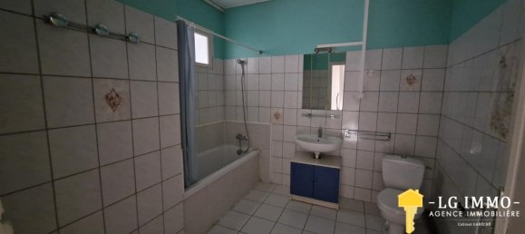 Дом с 2 комнатами в Приморская Шаранта, Франция № 301440 8