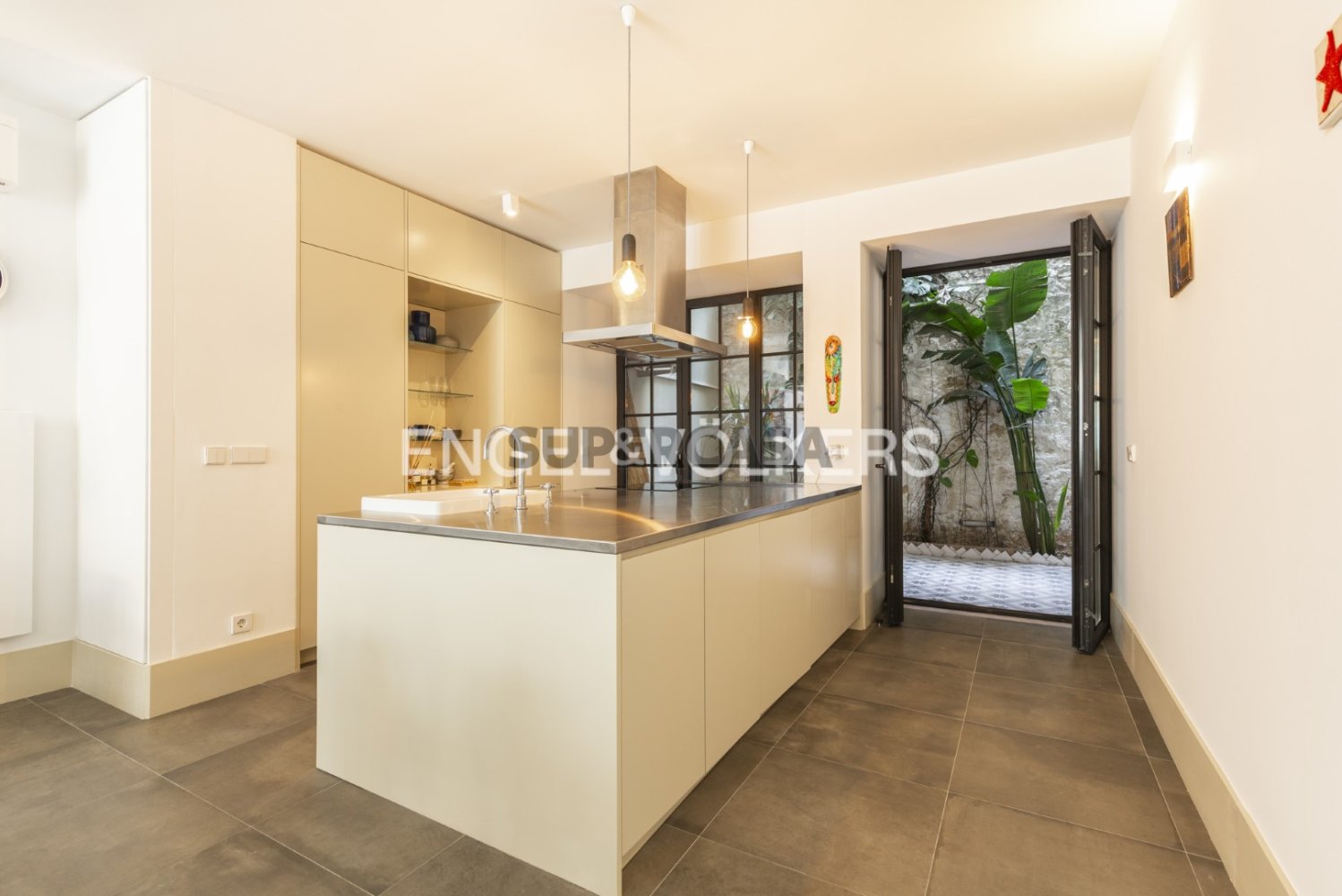 1 bedroom Apartment in Lisbon, Portugal No. 245465