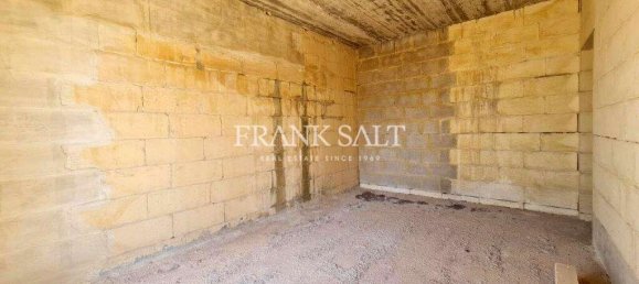 3 chambres Maison à Birzebbuga, Malta No. 2187 4