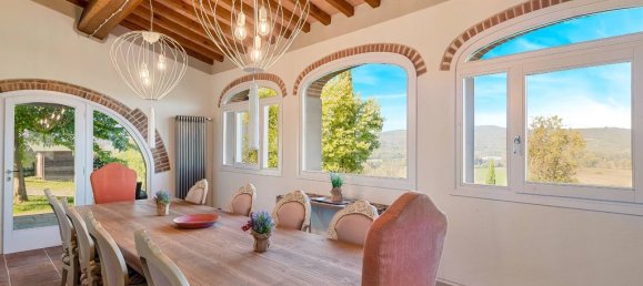 4 bedrooms Villa in Reggello, Italy No. 160152 7