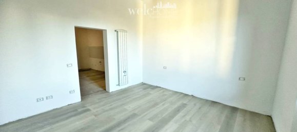 Apartamento de 2 dormitorios en Florence, Italy No. 52087 7
