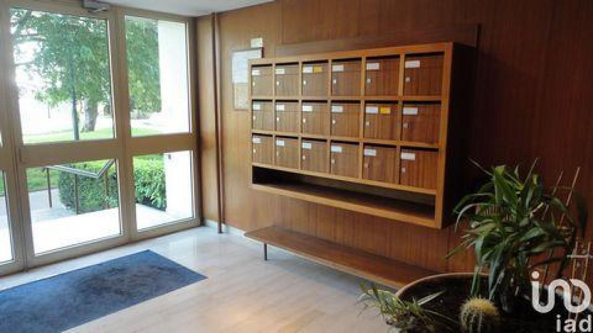 3 bedrooms Condo in Grenoble, France No. 34484