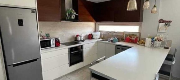 5 bedrooms House in Kolossi, Cyprus No. 10727 4