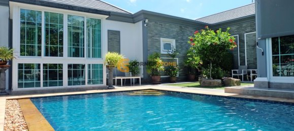 220m² Cafe / restaurant in Chonburi, Thailand No. 1881 3