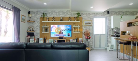 220m² Cafe / restaurant in Chonburi, Thailand No. 1881 8