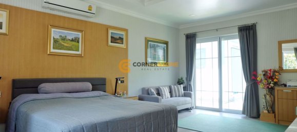 220m² Cafe / restaurant in Chonburi, Thailand No. 1881 11