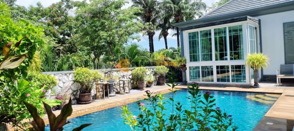 220m² Cafe / restaurant in Chonburi, Thailand No. 1881 20