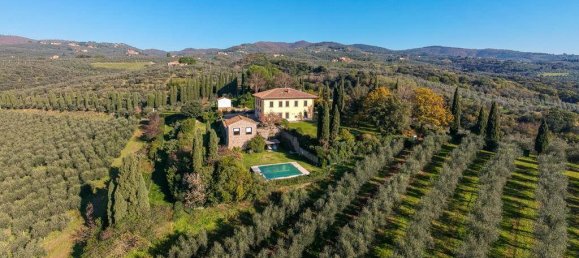 6 bedrooms Villa in Vinci, Italy No. 60022 2