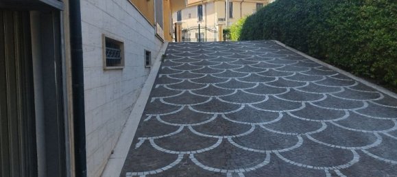 4 Schlafzimmer Wohnung in Avezzano, Italy, Nr. 337094 21