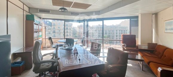 253m² Office in Eixample, Spain No. 85953 16