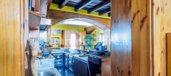 Propiedad comercial de 5 habitaciónes en Urgnano, Italy No. 259134 33