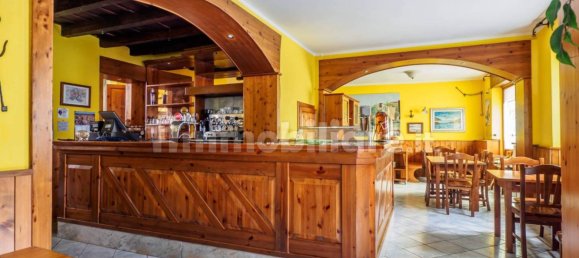 Propiedad comercial de 5 habitaciónes en Urgnano, Italy No. 259134 17