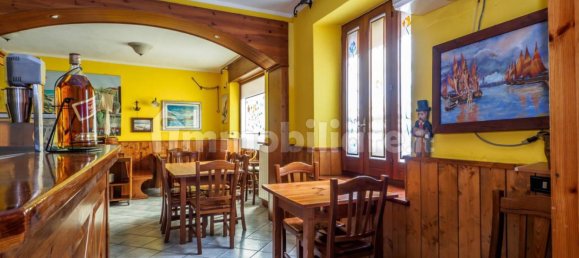 Propiedad comercial de 5 habitaciónes en Urgnano, Italy No. 259134 34