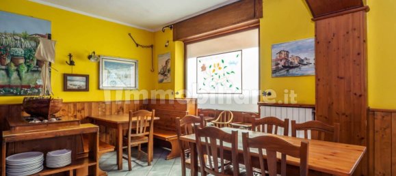 Propiedad comercial de 5 habitaciónes en Urgnano, Italy No. 259134 36