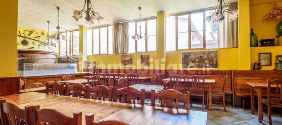 Propiedad comercial de 5 habitaciónes en Urgnano, Italy No. 259134 21