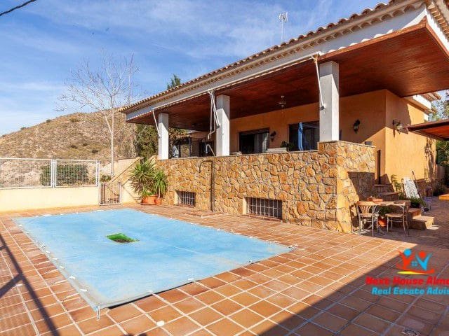 4 bedrooms Villa in Cuevas del Almanzora, Spain No. 286974
