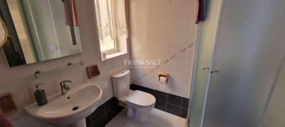 3 غرف نوم منزل في Swatar, Malta رقم 8084 9