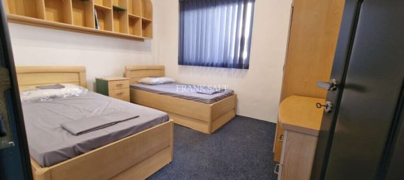 3 غرف نوم منزل في Swatar, Malta رقم 8084 7