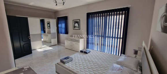 3 غرف نوم منزل في Swatar, Malta رقم 8084 5