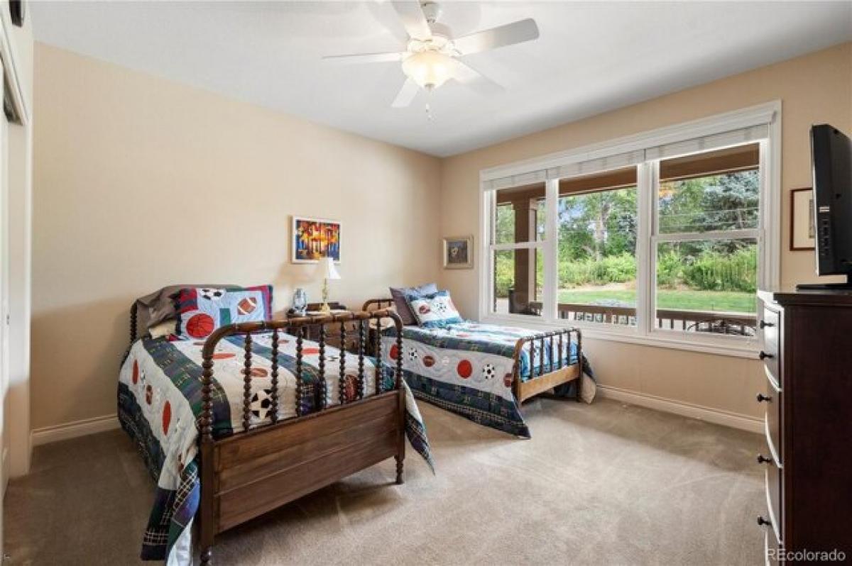 7 bedrooms House in Arvada, USA No. 391975