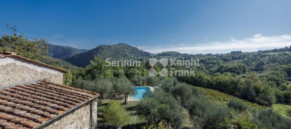 10 rooms House in Lucca, Italy No. 57225 4