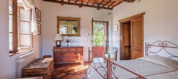 10 rooms House in Lucca, Italy No. 57225 25