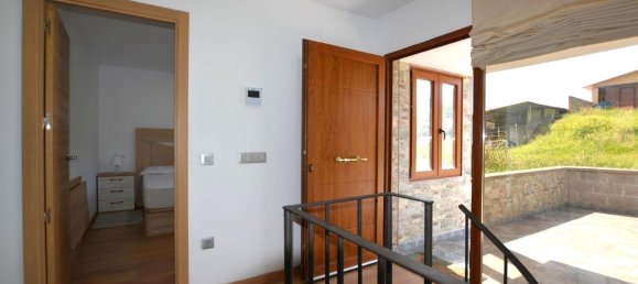 3 Schlafzimmer Haus in Langreo, Spain, Nr. 154892 16