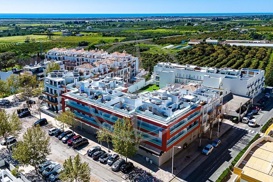 Apartamento de 3 dormitorios en Tavira, Portugal No. 245626