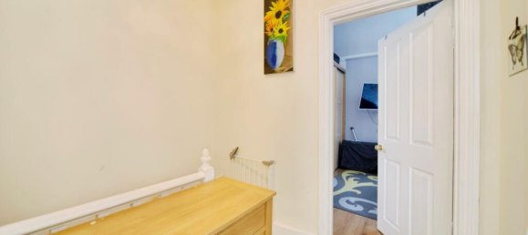 3 bedrooms House in Enfield, United Kingdom No. 11503 3