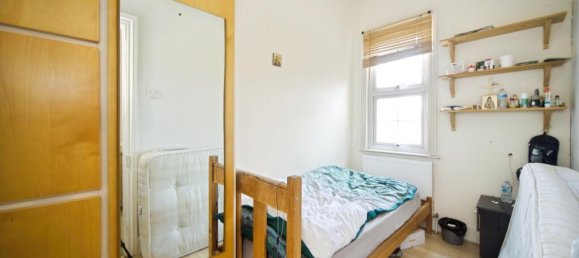 3 bedrooms House in Enfield, United Kingdom No. 11503 16